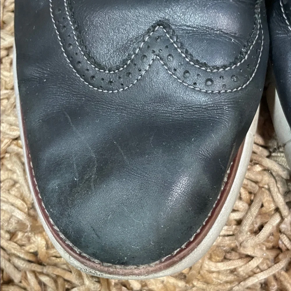Johnston & Murphy Black Leather Oxfords